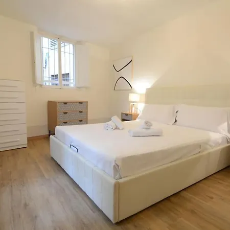 Keys Of Italy - Sprone 15 - 2 Bedroom Family Apartment By Ponte Vecchio Florence Exterior photo