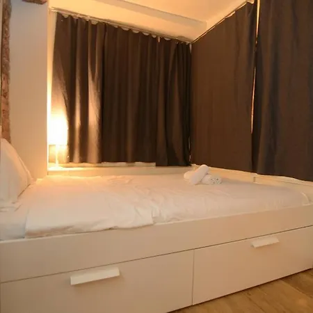Keys Of Italy - Sprone 15 - 2 Bedroom Family Apartment By Ponte Vecchio Florence Exterior photo